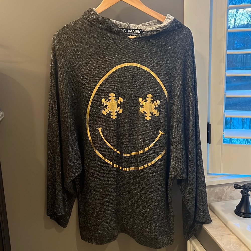 Jac Vanek hoodie - like new